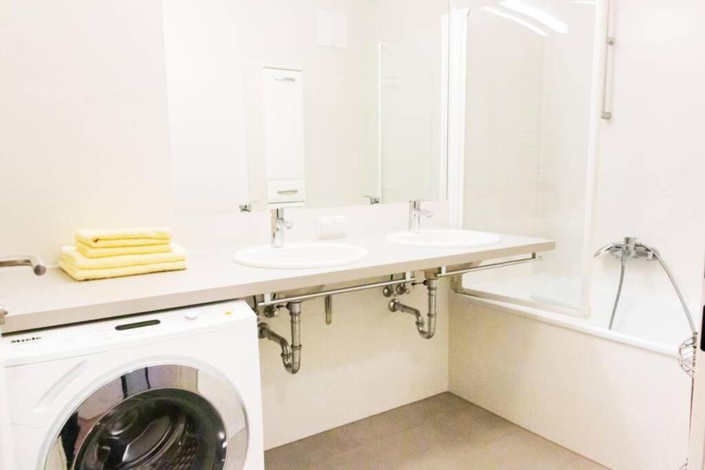 New, Quiet Flat Next To U1, Vic, Shopping Mall,... 비엔나 외부 사진